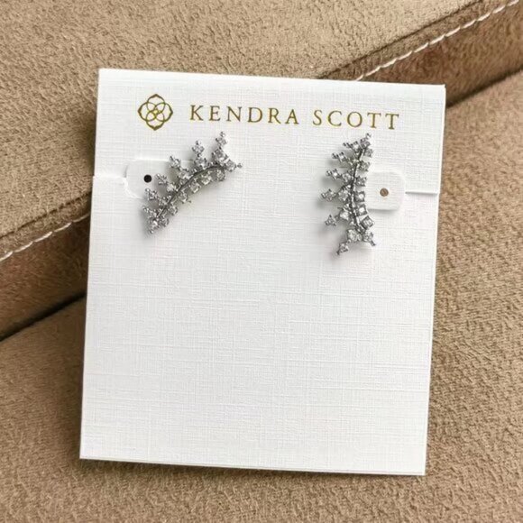 Kendra Scott Stud Earrings - Picture 1 of 3